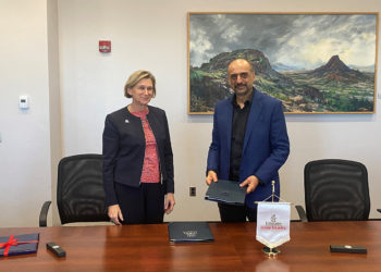 Emirates Group Security and University of Arizona sign agreement for mutual academic collaboration and research