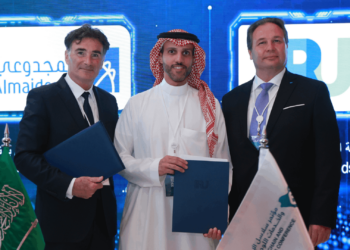 Almajdouie partners with IRU to elevate drivers and operations