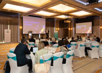 RAKEZ empowers its business community with digital marketing & AI seminar